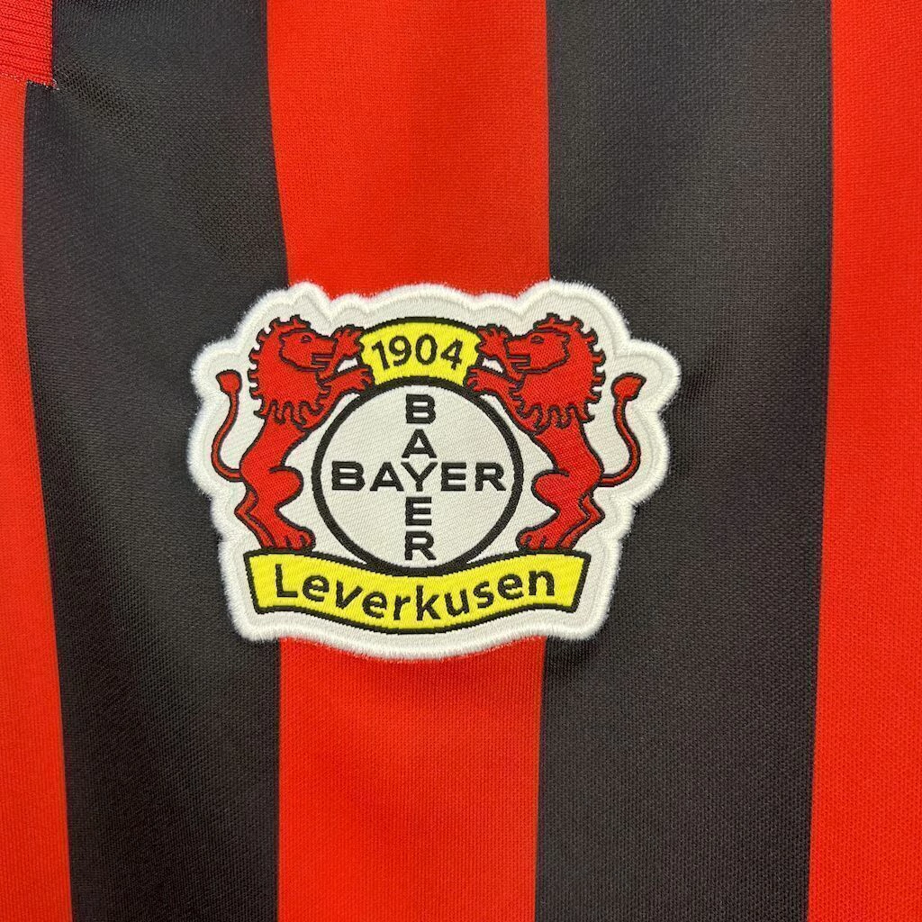 2000-01 Bayer 04 Leverkusen Heim