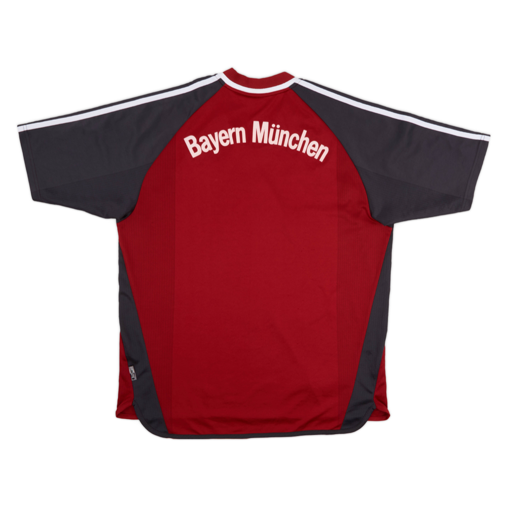 2001-02 FC Bayern München Uit