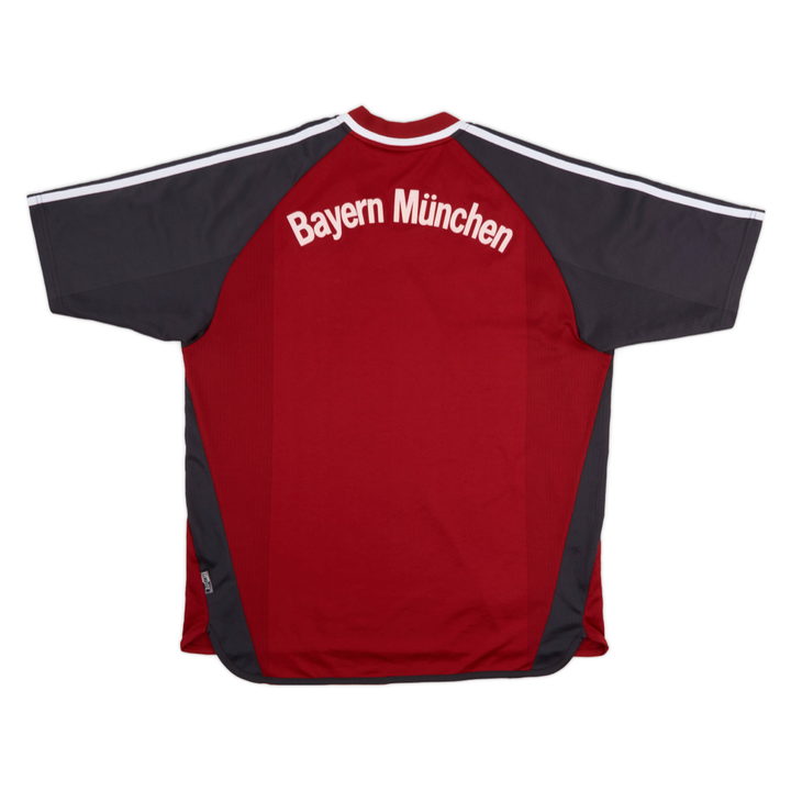 2001-02 FC Bayern München Uit