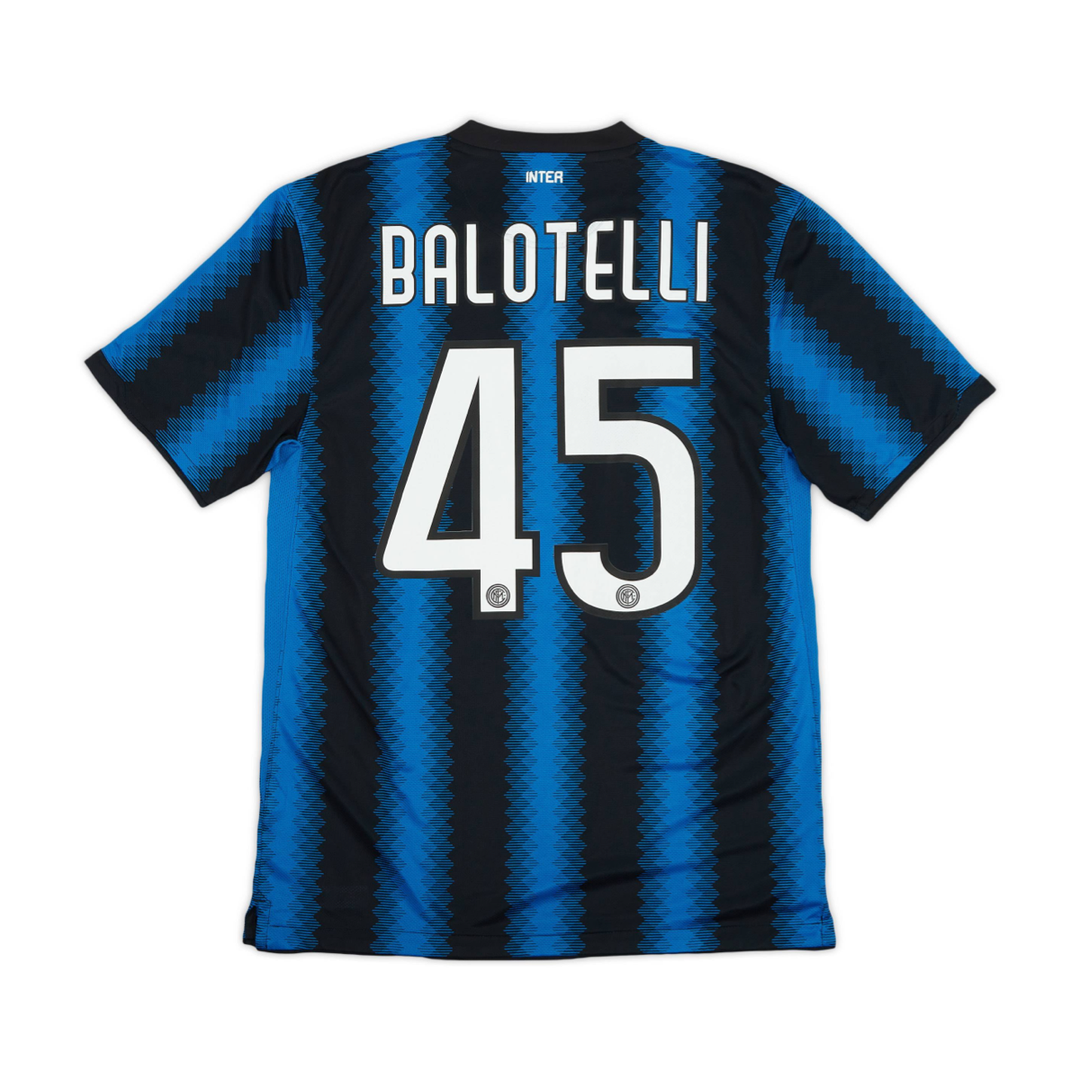 2010-11 FC Internazionale Milano Thuis