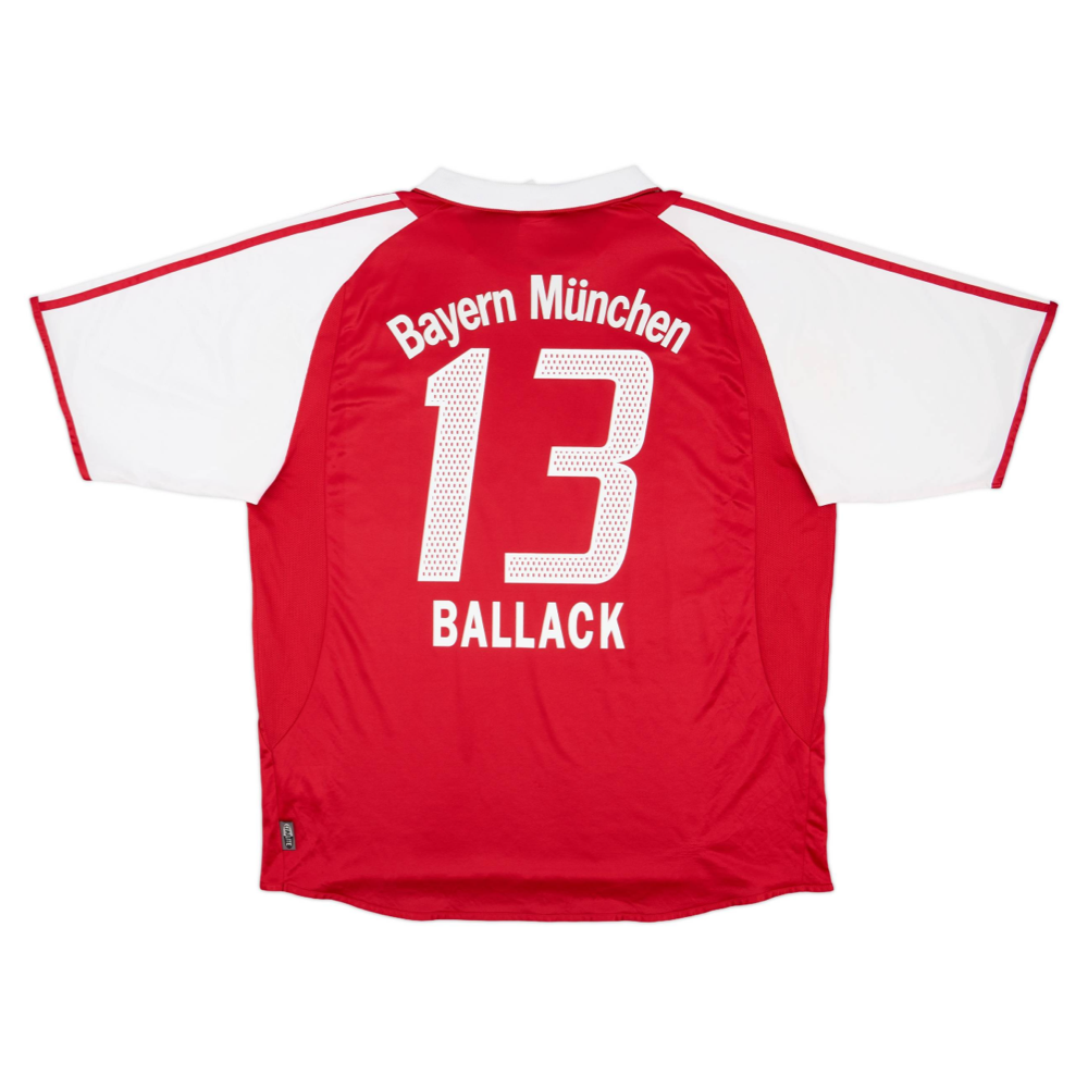 2002-03 FC Bayern München Casa