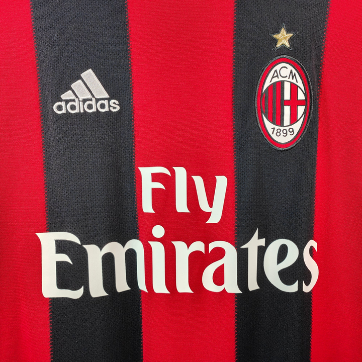 2010-11 AC Milan Thuis