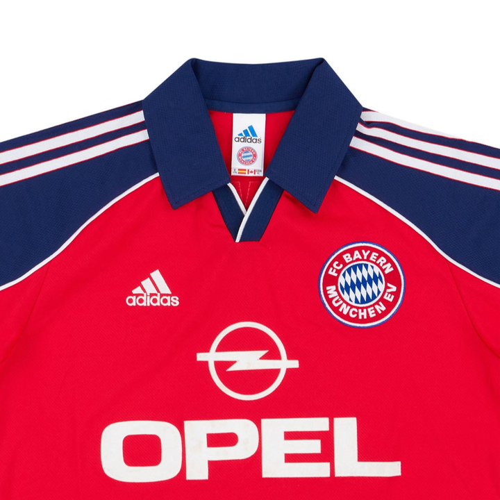 2000-01 FC Bayern München Thuis