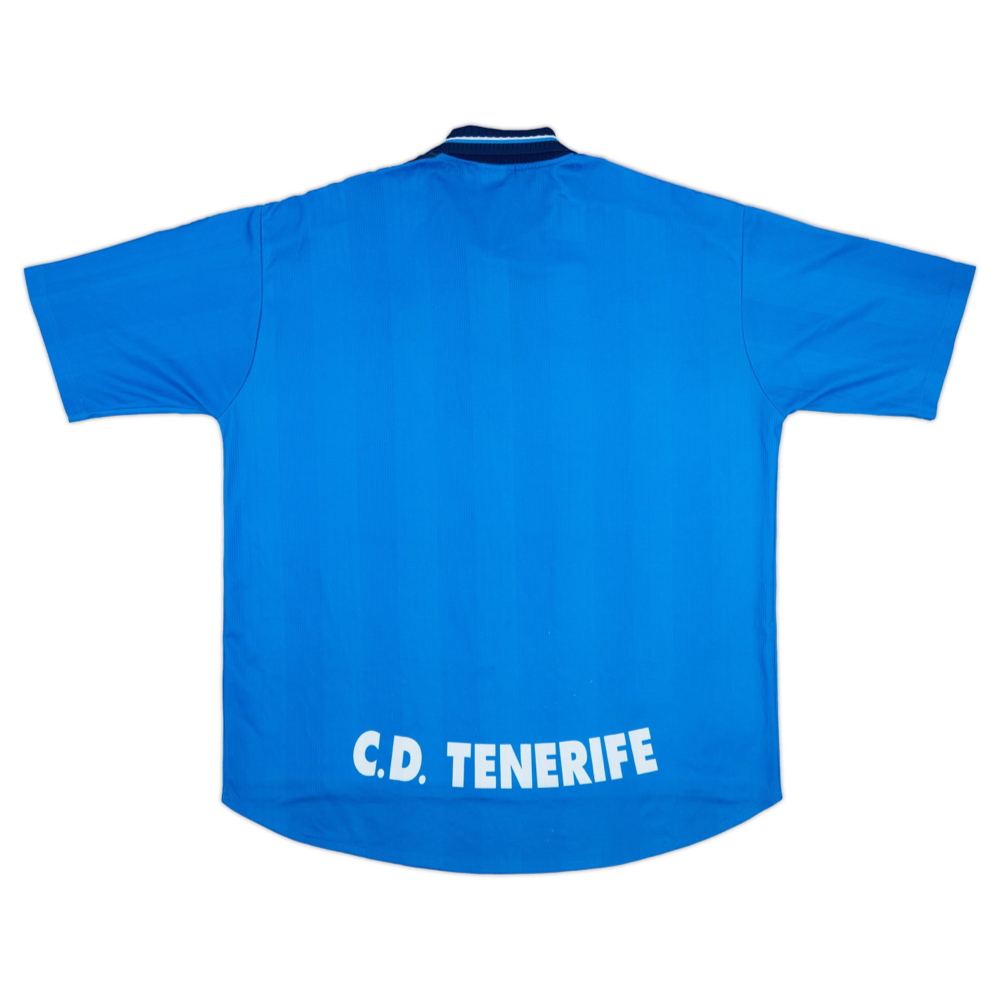 1998-99 CD Tenerife Extérieur