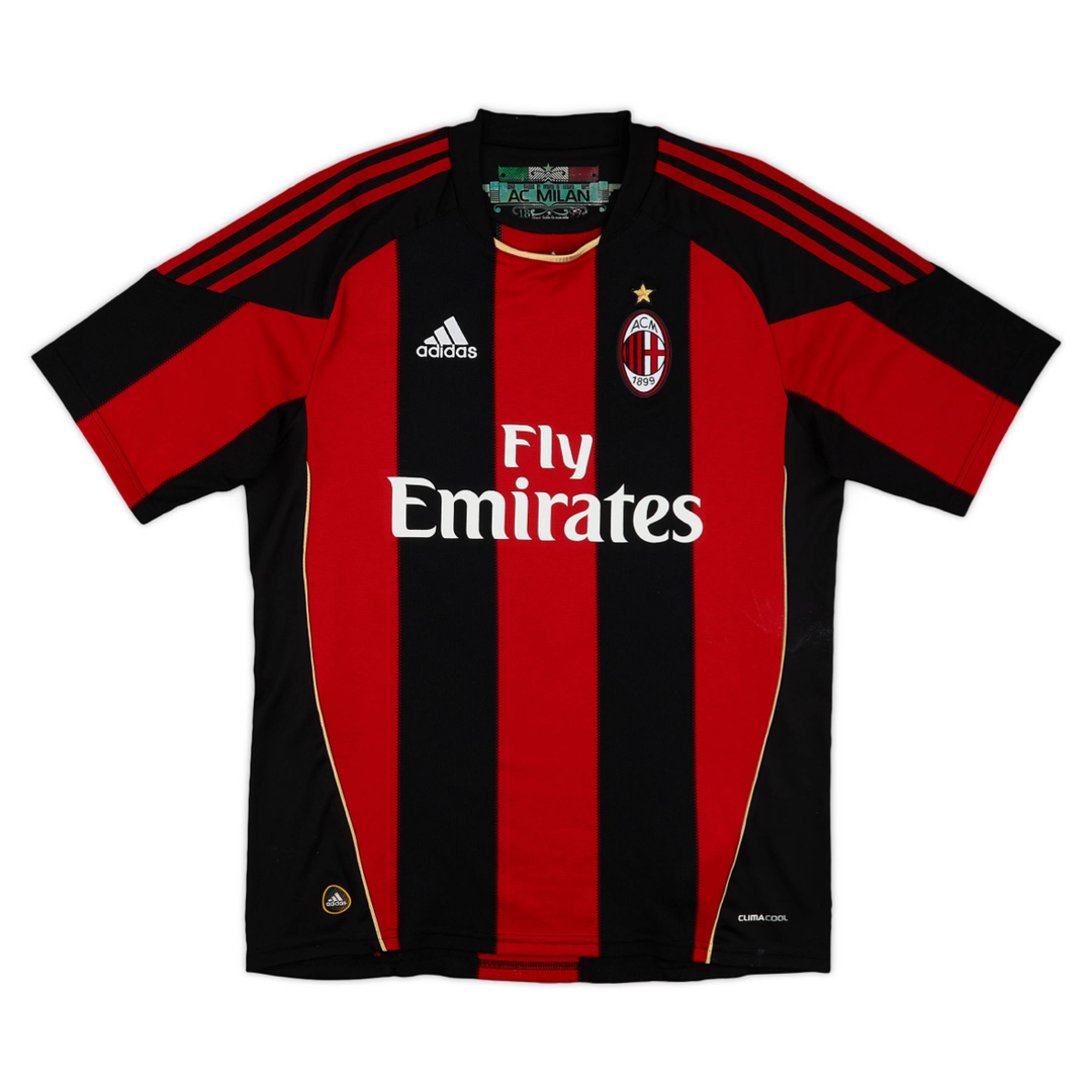 2010-11 AC Milan Thuis